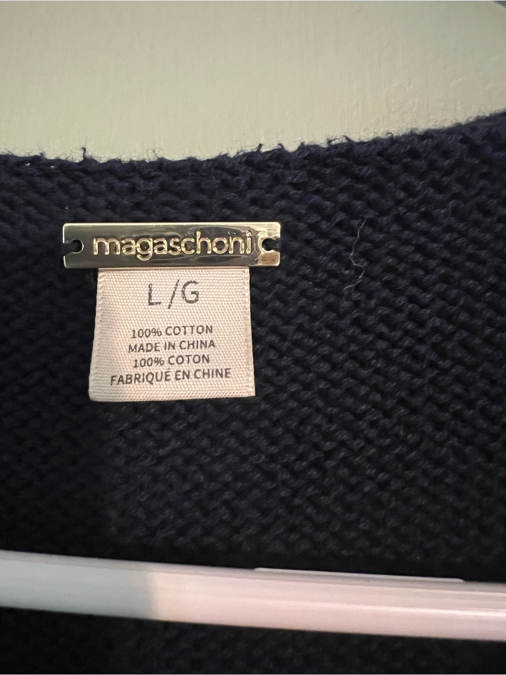 Magaschoni Navy Button-Front Knit Vest - Picture 4 of 5